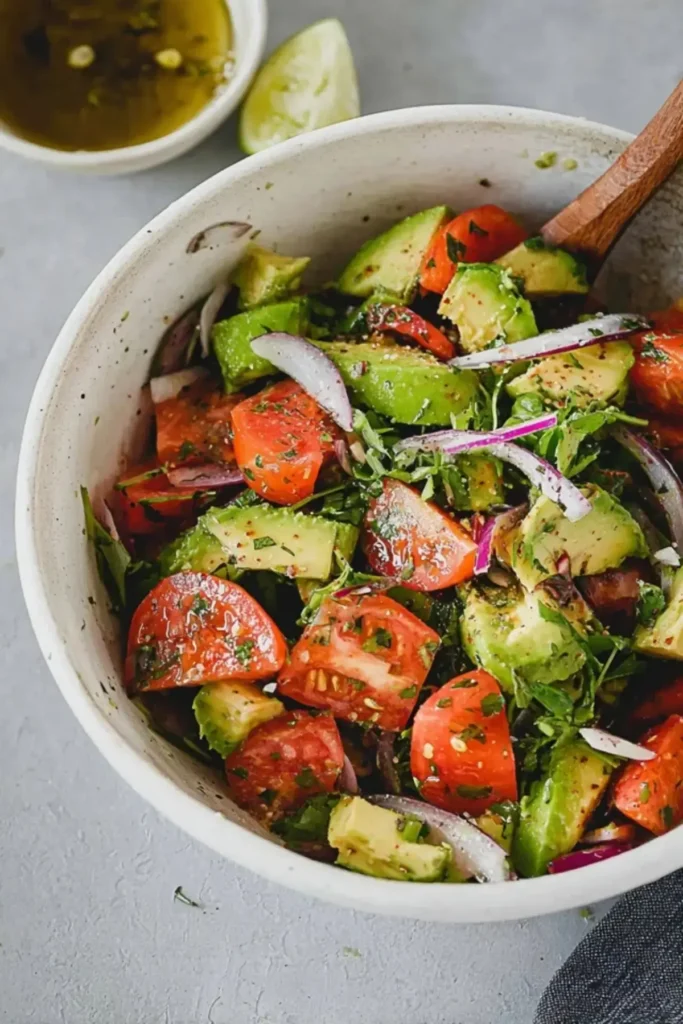 Avocado Tomaten Salat – 10 Minuten einfache Zubereitung – Noras Kreationen