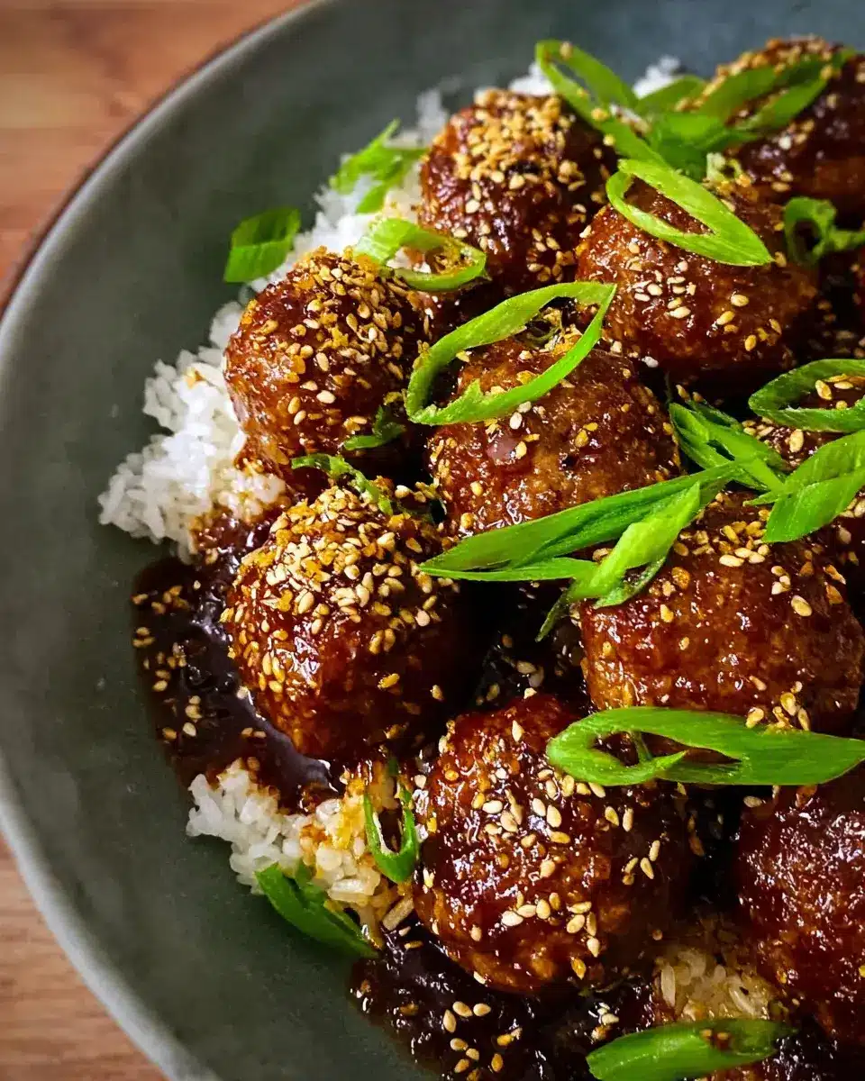 Hackfleischbällchen Sesam Teriyaki Sauce einfaches Rezept