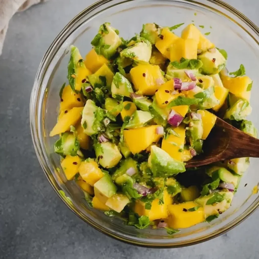 Mango Avocado Salat – Bestes Rezept einfach & schnell – Noras Kreationen