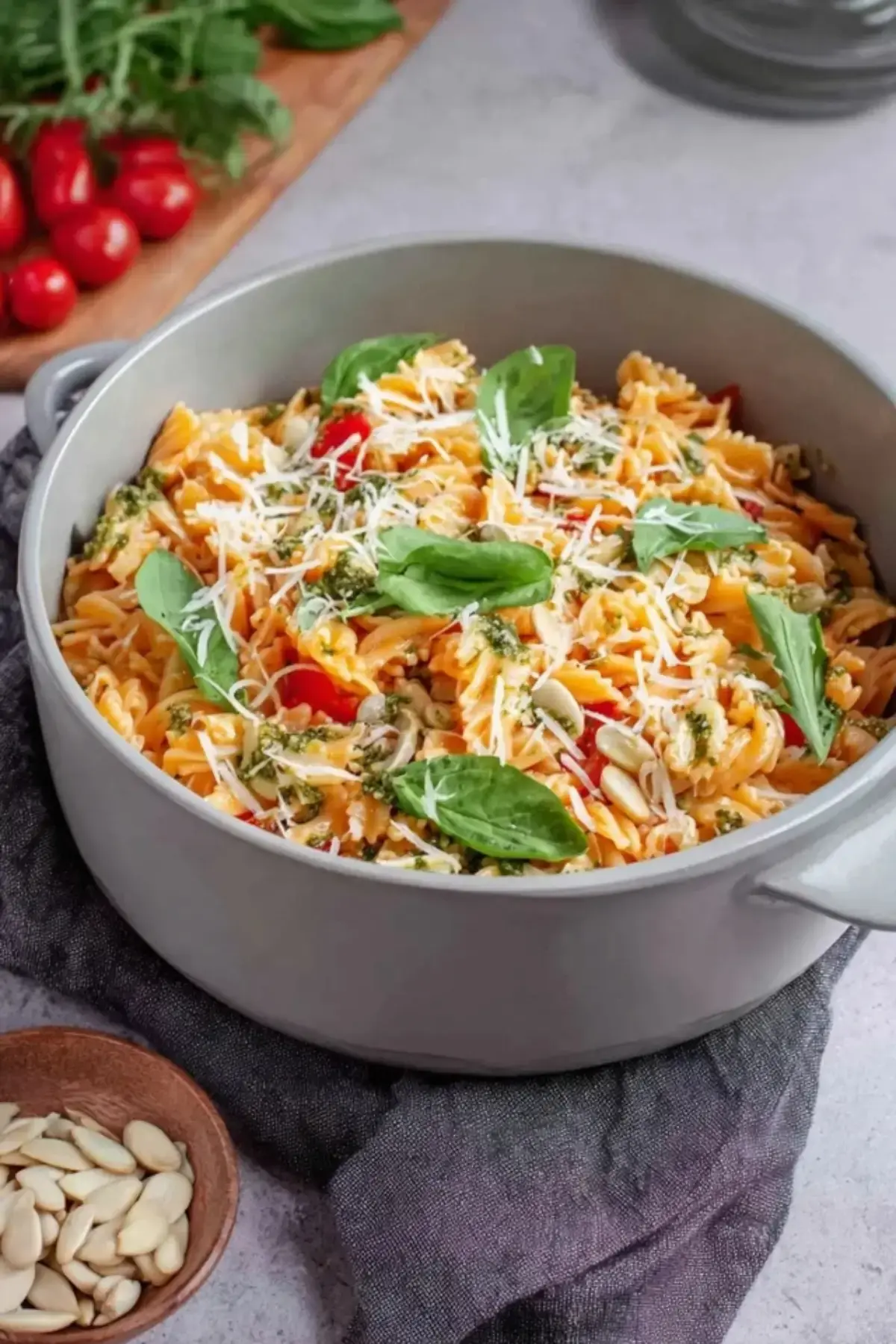 Nudelsalat mit Pesto Rucola