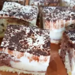 Puddingschnitten saure Sahne