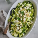 Roher Zucchinisalat mit Feta
