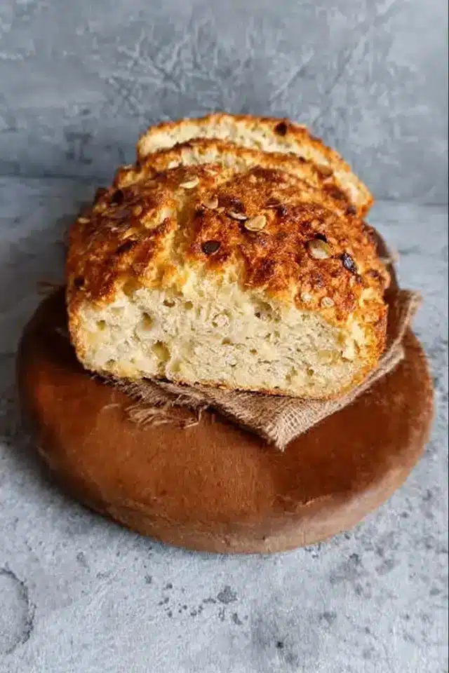 Zwiebel-Quarkbrot ohne Hefe