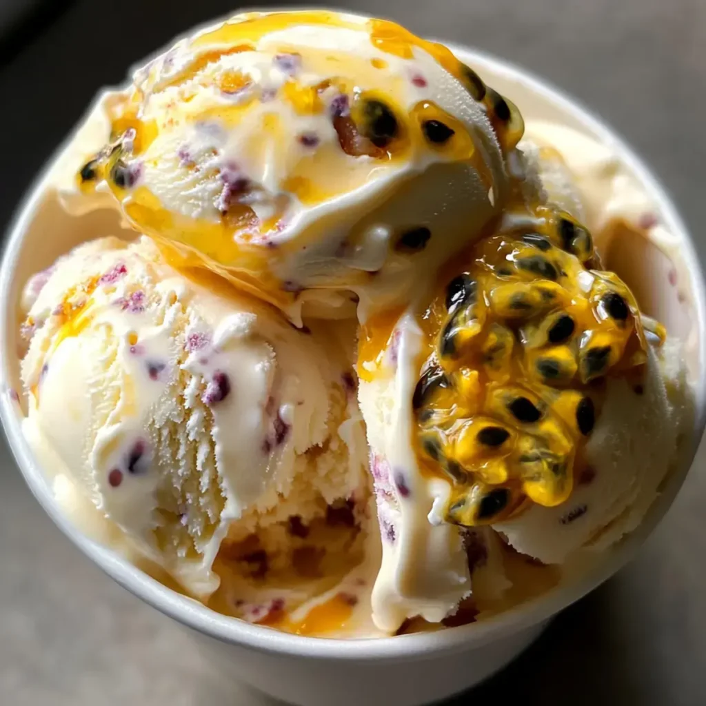 Griechisches Joghurt Eis Passionsfrucht