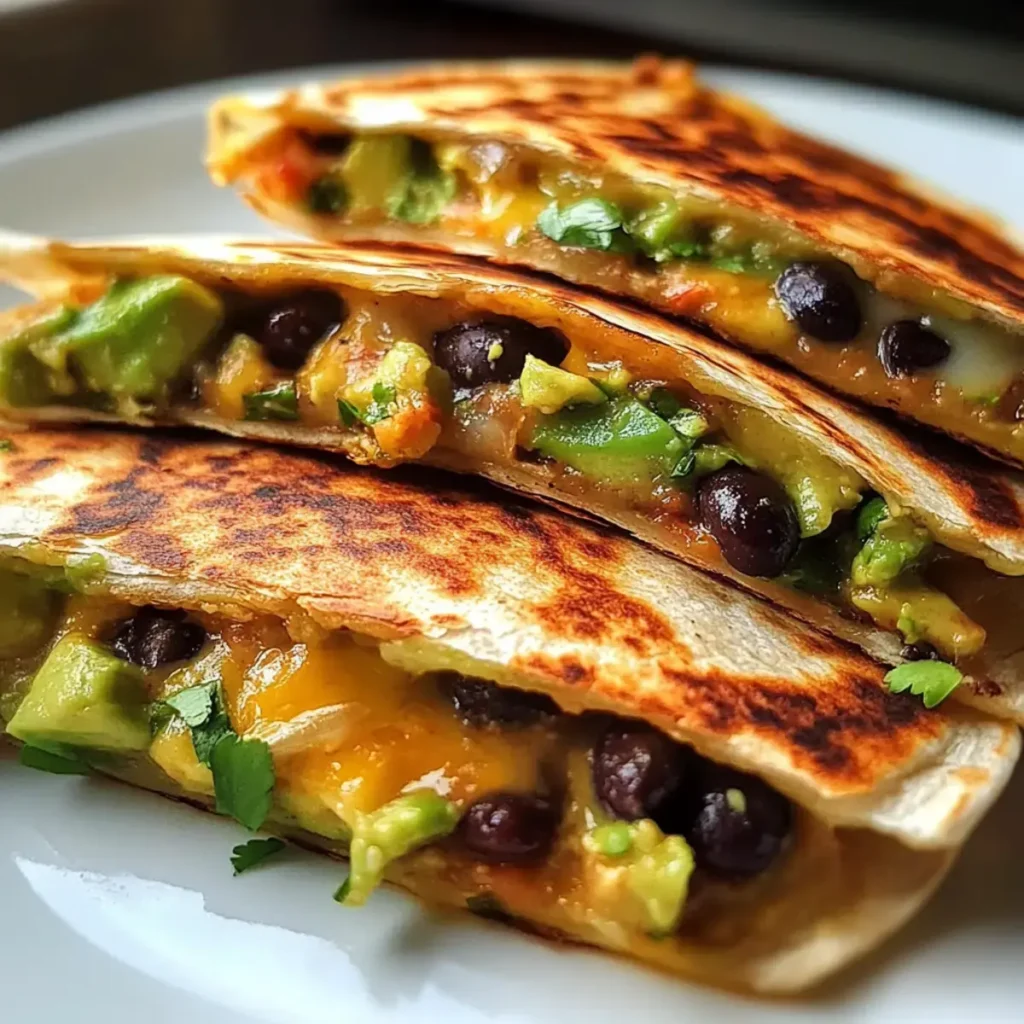 vegetarische Avocado Schwarzbohnen Quesadilla