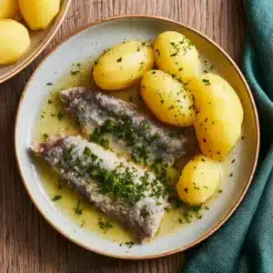 Hering in Dillsauce mit Pellkartoffeln