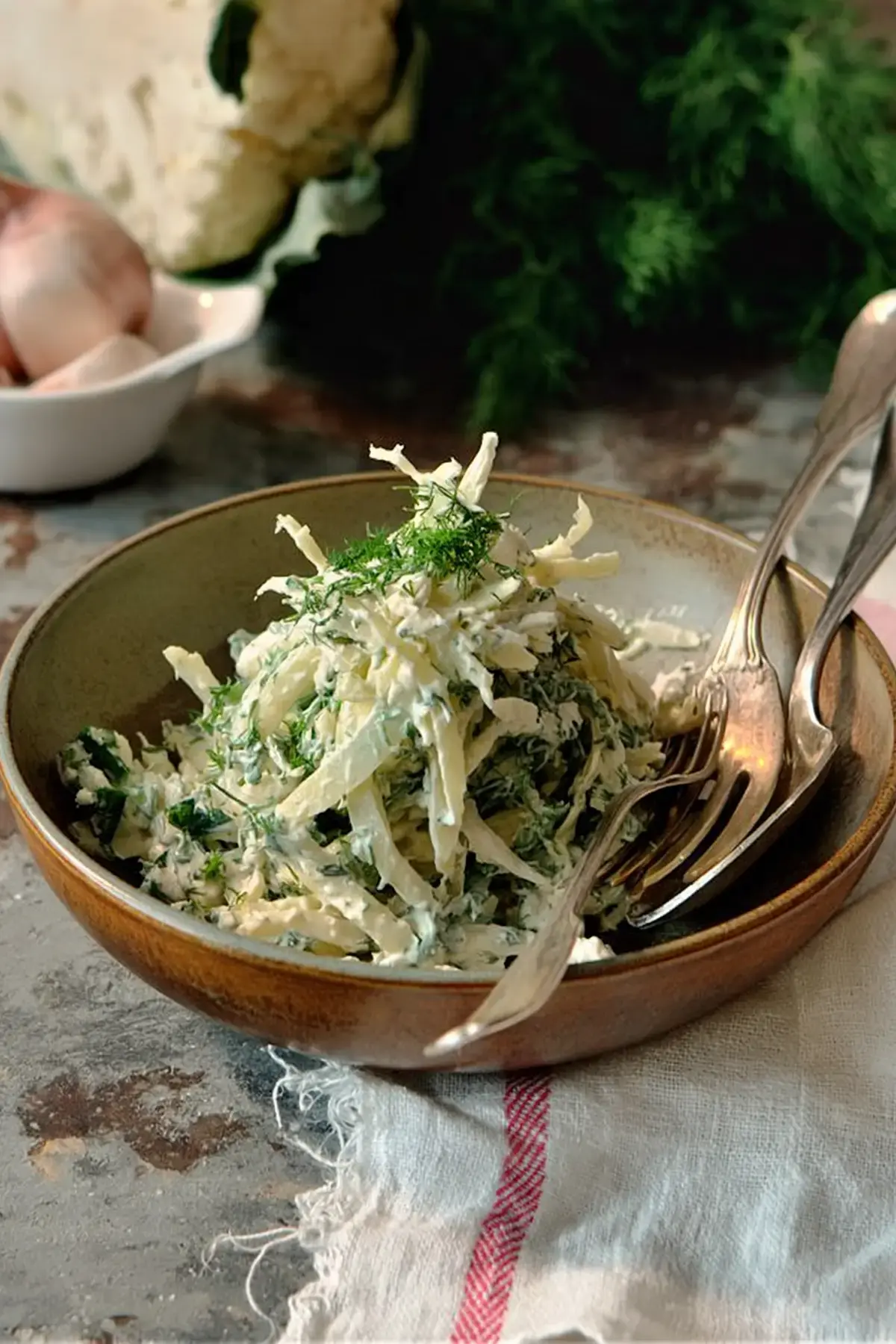 Knackig und frisch Kohlrabi Salat überraschend gut - Muma’s Kitchen 2 Kohlrabi Salat mit Gurke