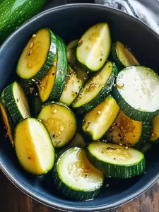 Schnelle Zucchini-Pfanne: Asiatischer Genuss